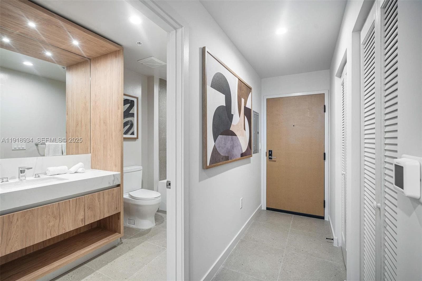 11 NE 6th Street # 2206, Miami FL 33132 — 4