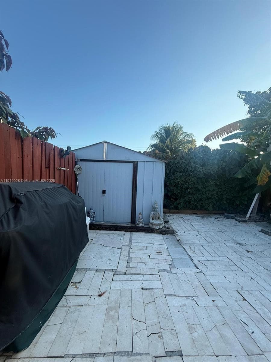 11136 SW 5th St, Sweetwater FL 33174 — 13