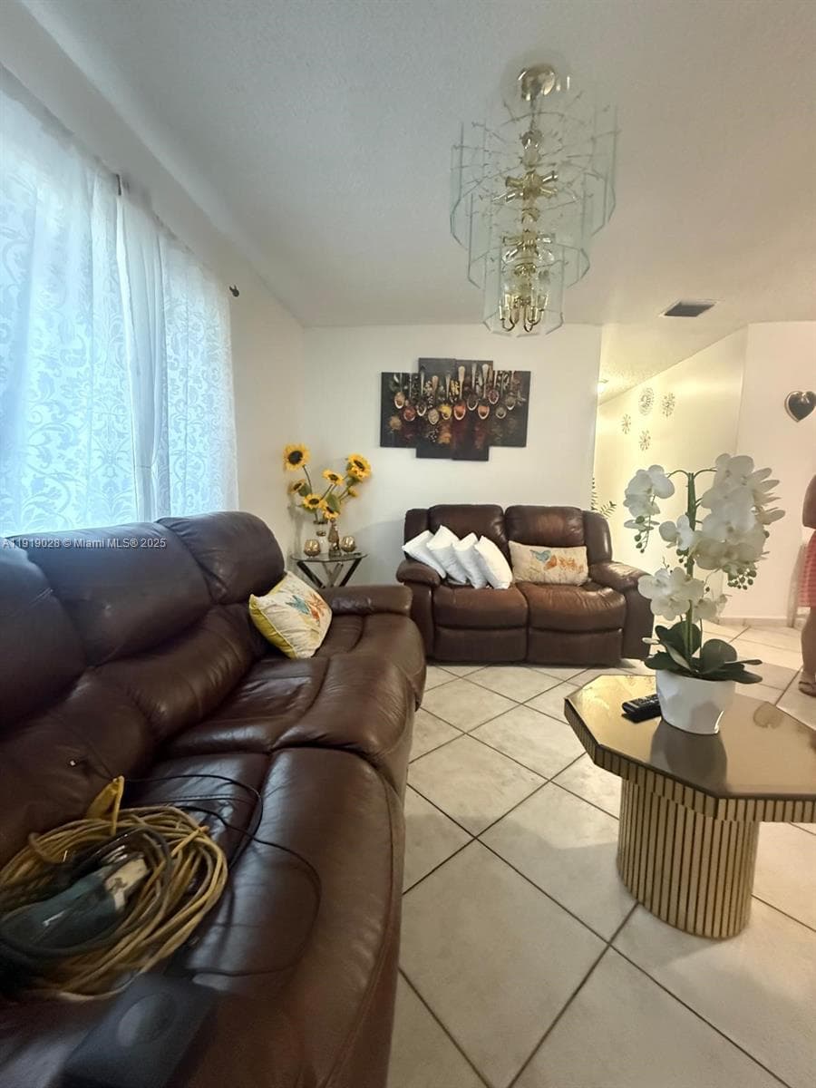 11136 SW 5th St, Sweetwater FL 33174 — 26