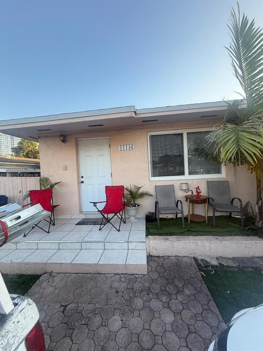 11136 SW 5th St, Sweetwater FL 33174 — 1