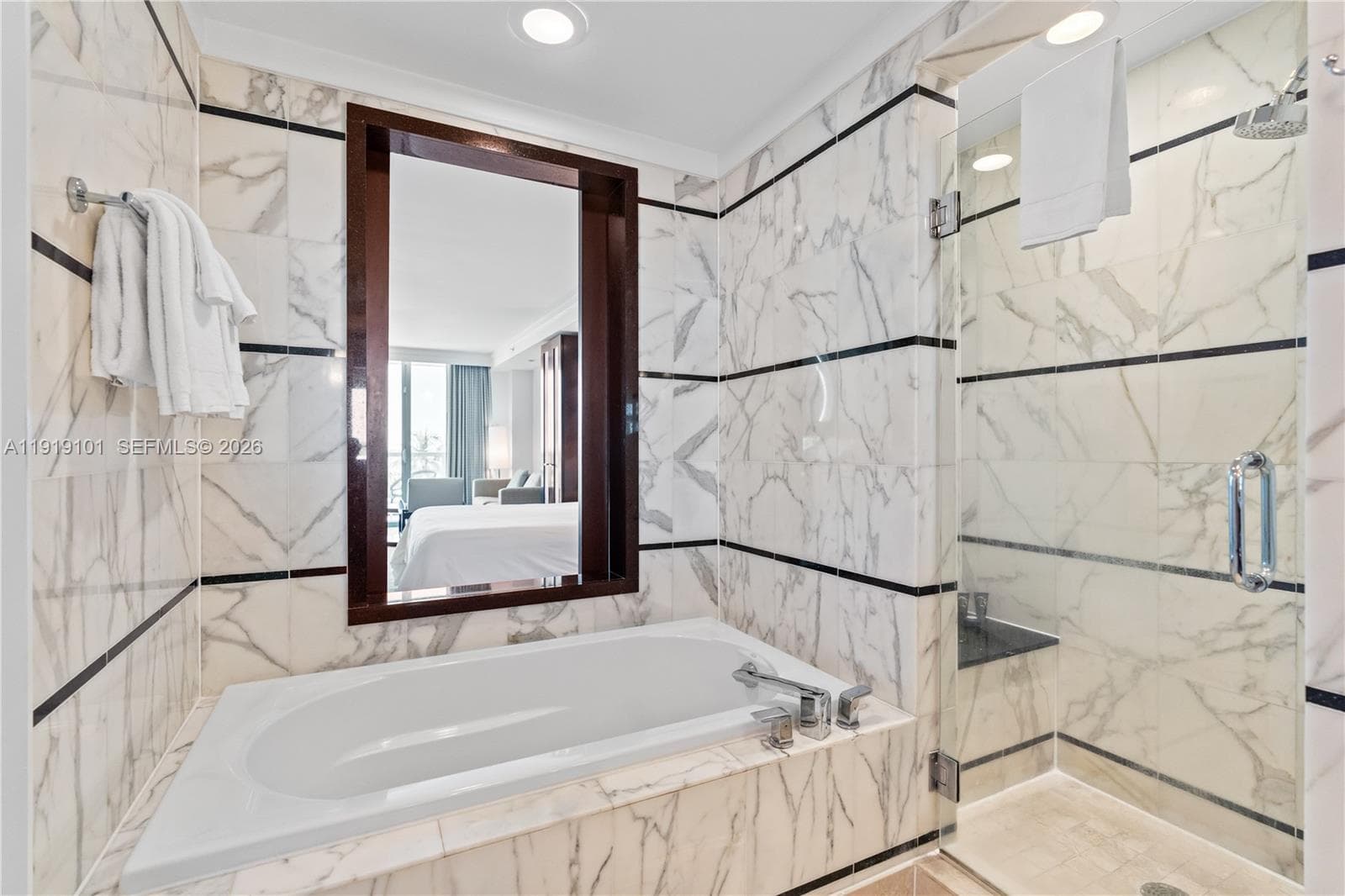 4391 Collins Ave # 413, Miami Beach FL 33140 — 22