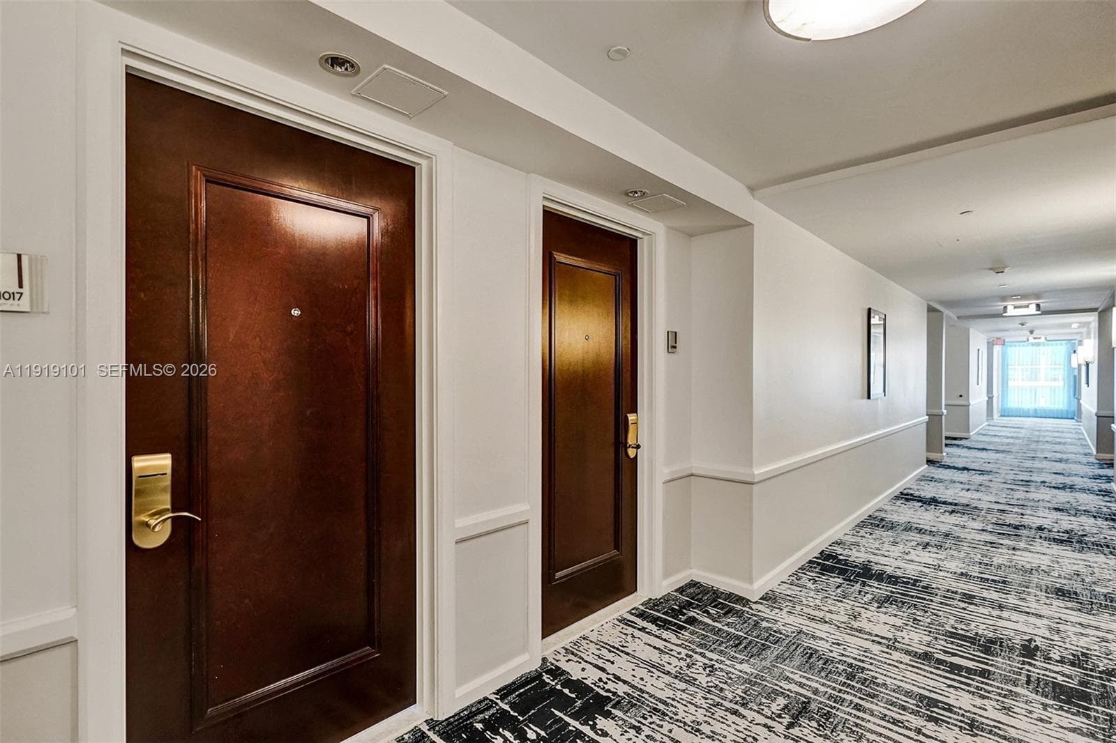 4391 Collins Ave # 413, Miami Beach FL 33140 — 31
