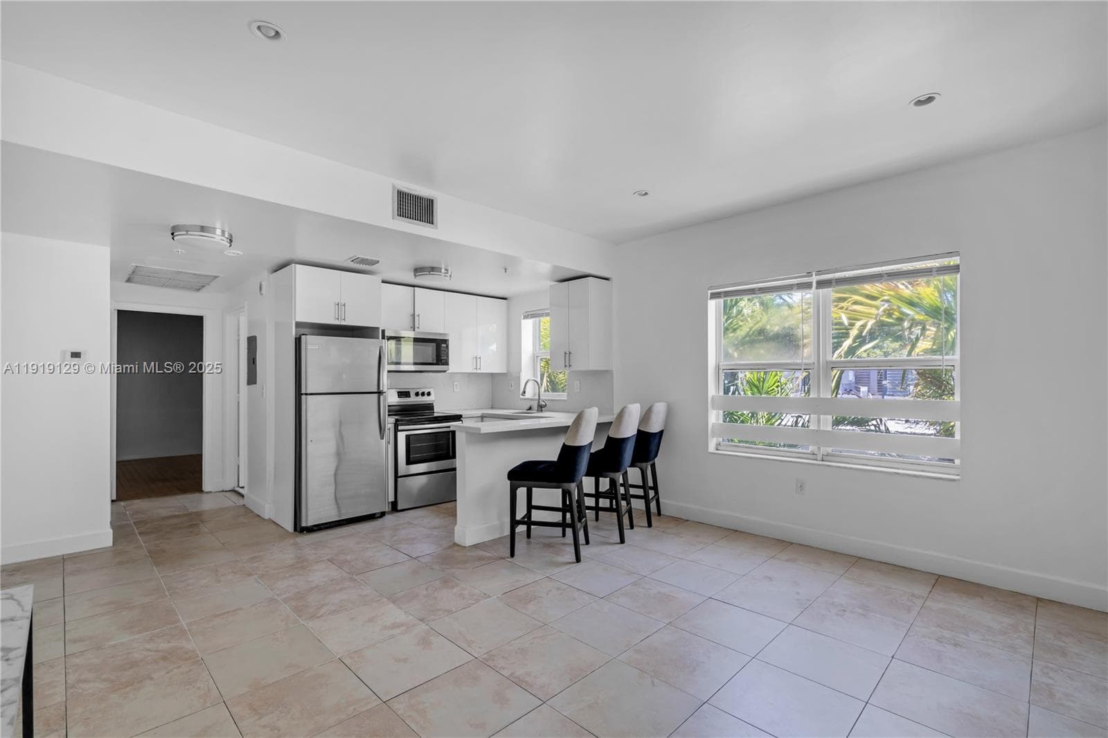 1542 Drexel Ave # 306, Miami Beach FL 33139 — 7