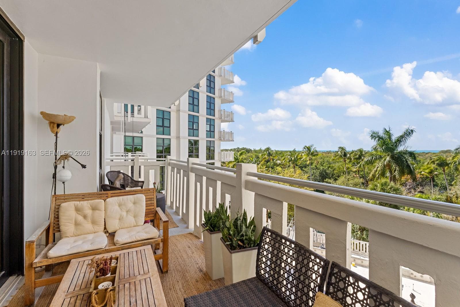 1121 Crandon Blvd # D404, Key Biscayne FL 33149 — 2