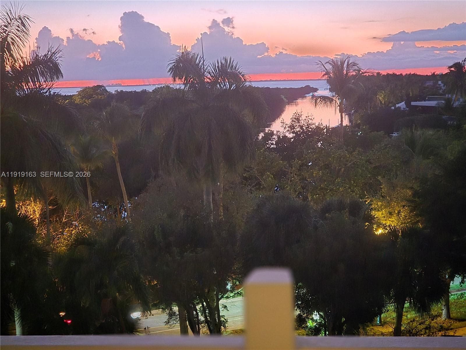 1121 Crandon Blvd # D404, Key Biscayne FL 33149 — 36