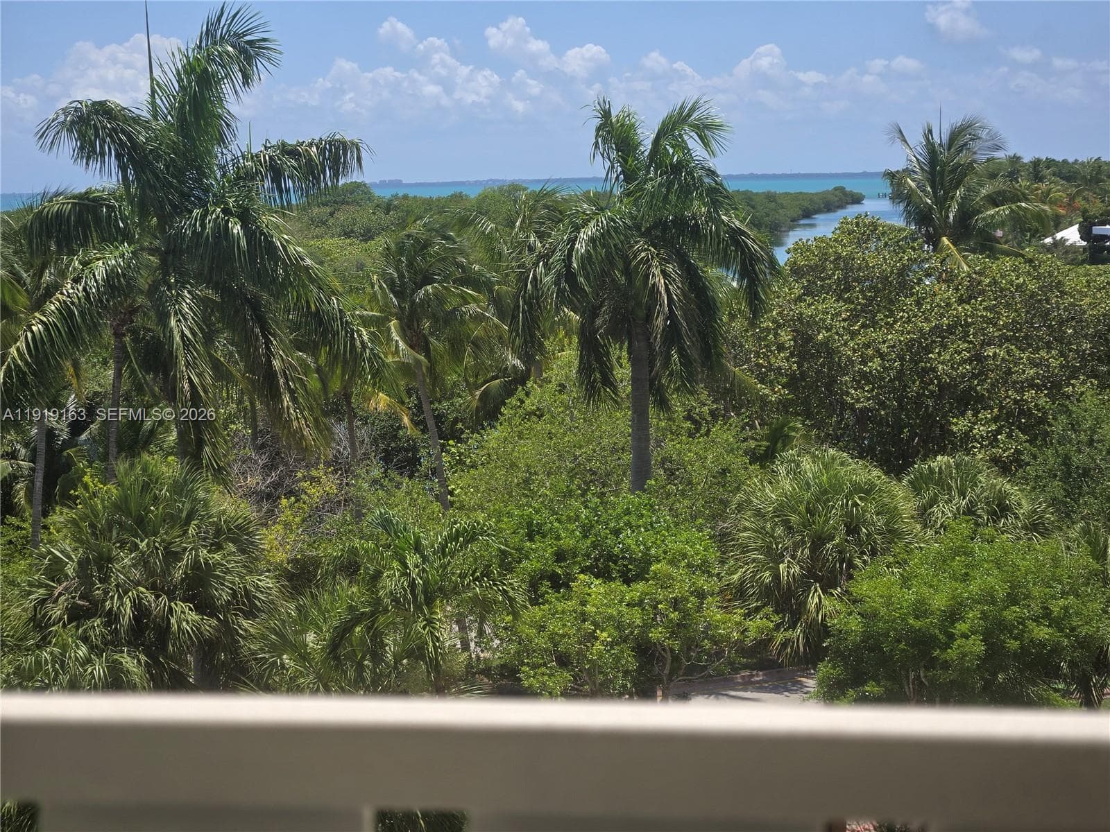1121 Crandon Blvd # D404, Key Biscayne FL 33149 — 1