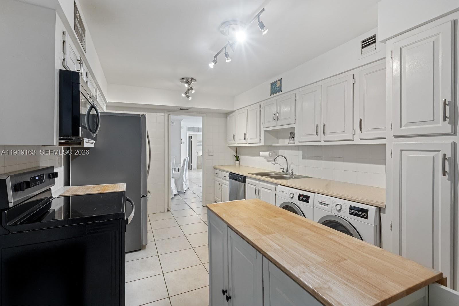 1121 Crandon Blvd # D404, Key Biscayne FL 33149 — 15