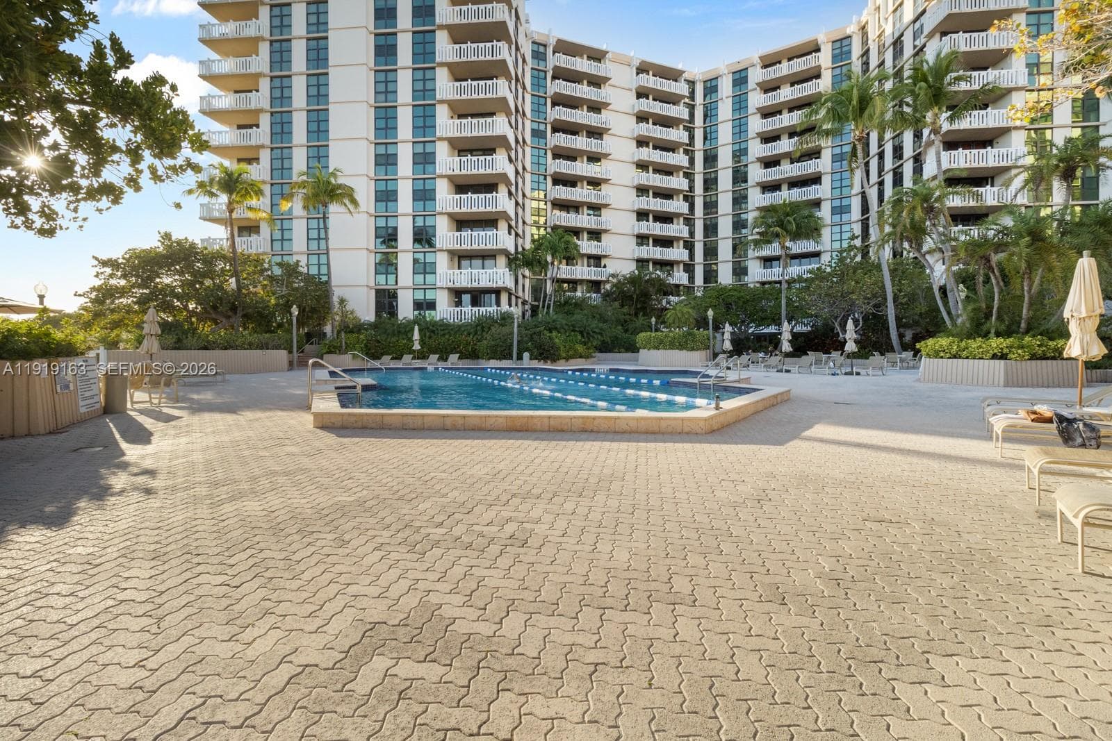1121 Crandon Blvd # D404, Key Biscayne FL 33149 — 21