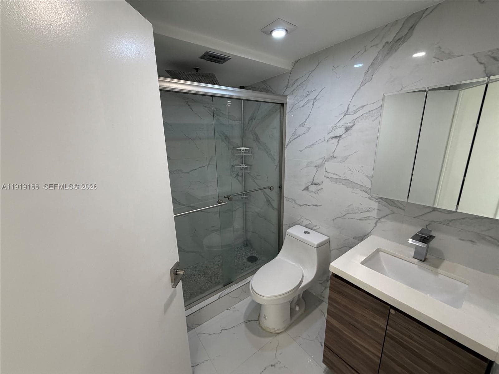 8290 Lake Dr # 427, Doral FL 33166 — 9
