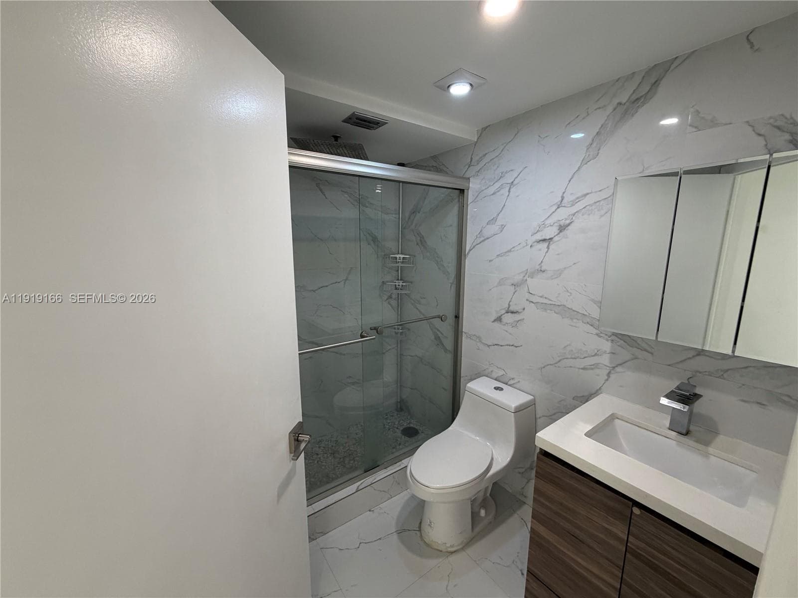 8290 Lake Dr # 427, Doral FL 33166 — 10