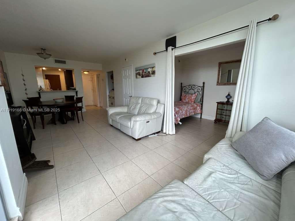 2899 Collins Ave # 625, Miami Beach FL 33140 — 6