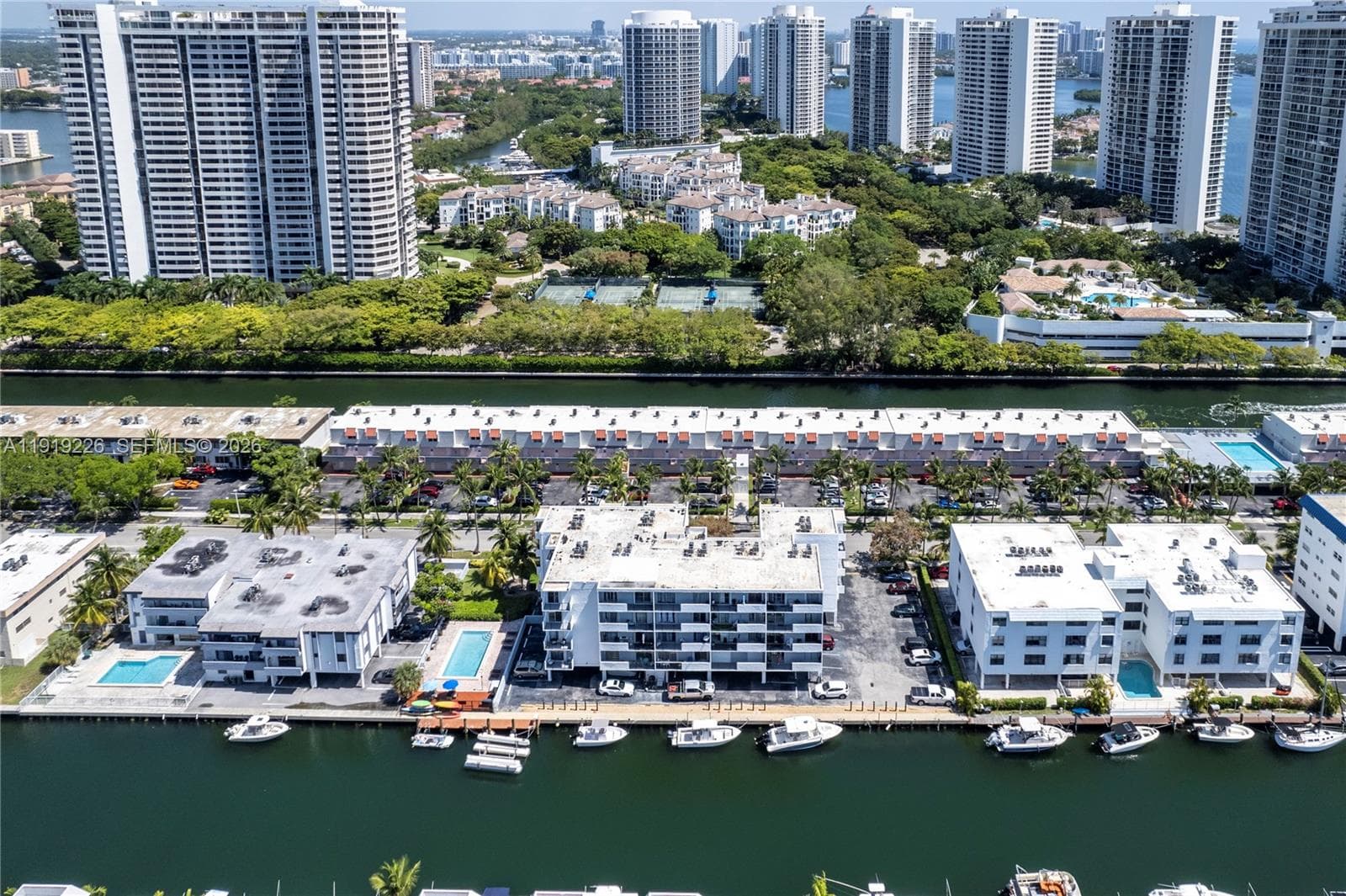 3642 NE 171st St # 405, North Miami Beach FL 33160 — 36