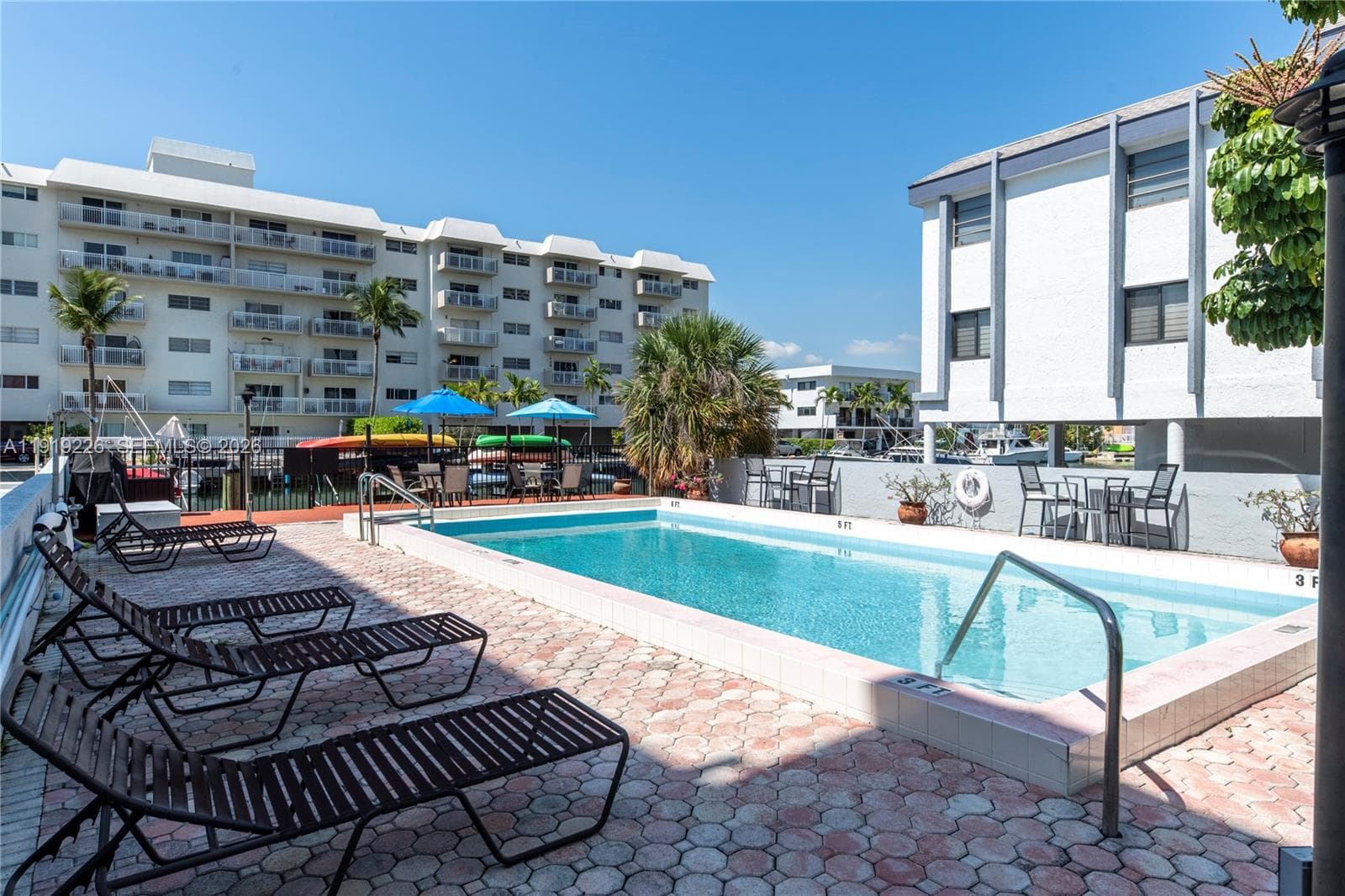 3642 NE 171st St # 405, North Miami Beach FL 33160 — 34