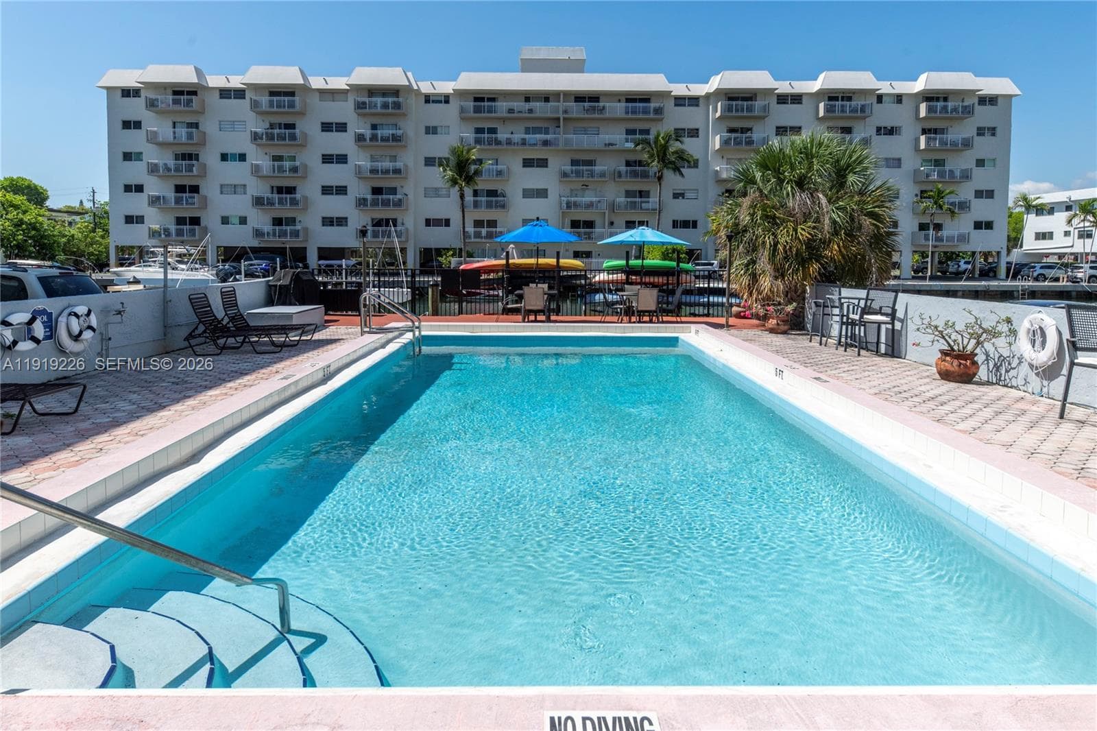 3642 NE 171st St # 405, North Miami Beach FL 33160 — 33