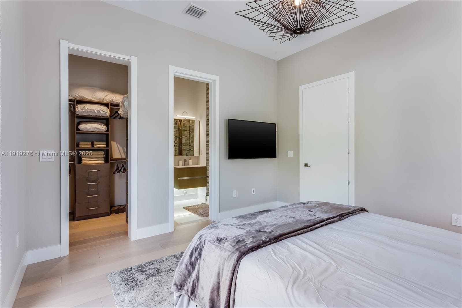 Espanola Heights, Miami, FL — 17