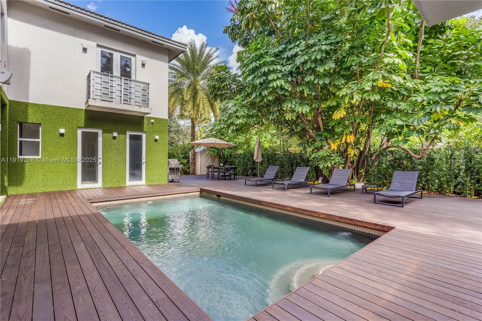 Espanola Heights, Miami, FL — 29