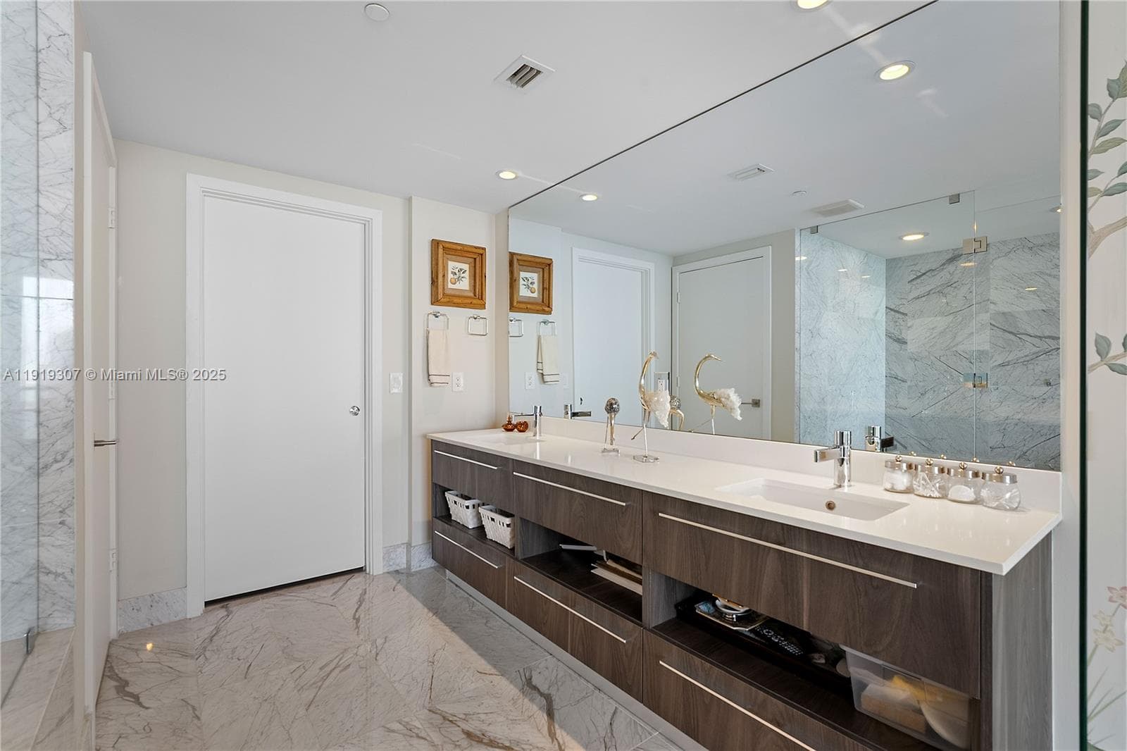 3131 NE 7th Ave # 3106, Miami FL 33137 — 16