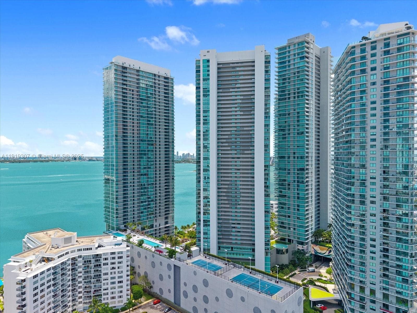 3131 NE 7th Ave # 3106, Miami FL 33137 — 34