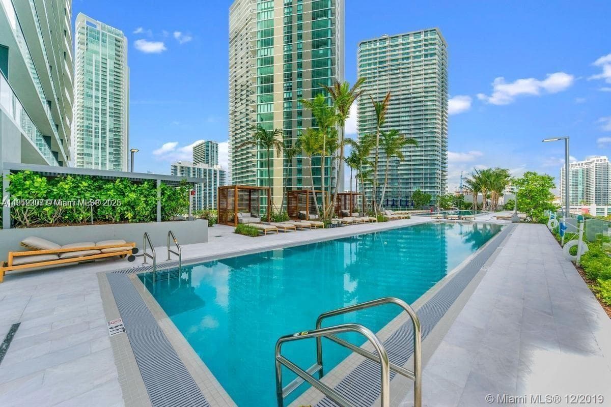3131 NE 7th Ave # 3106, Miami FL 33137 — 40