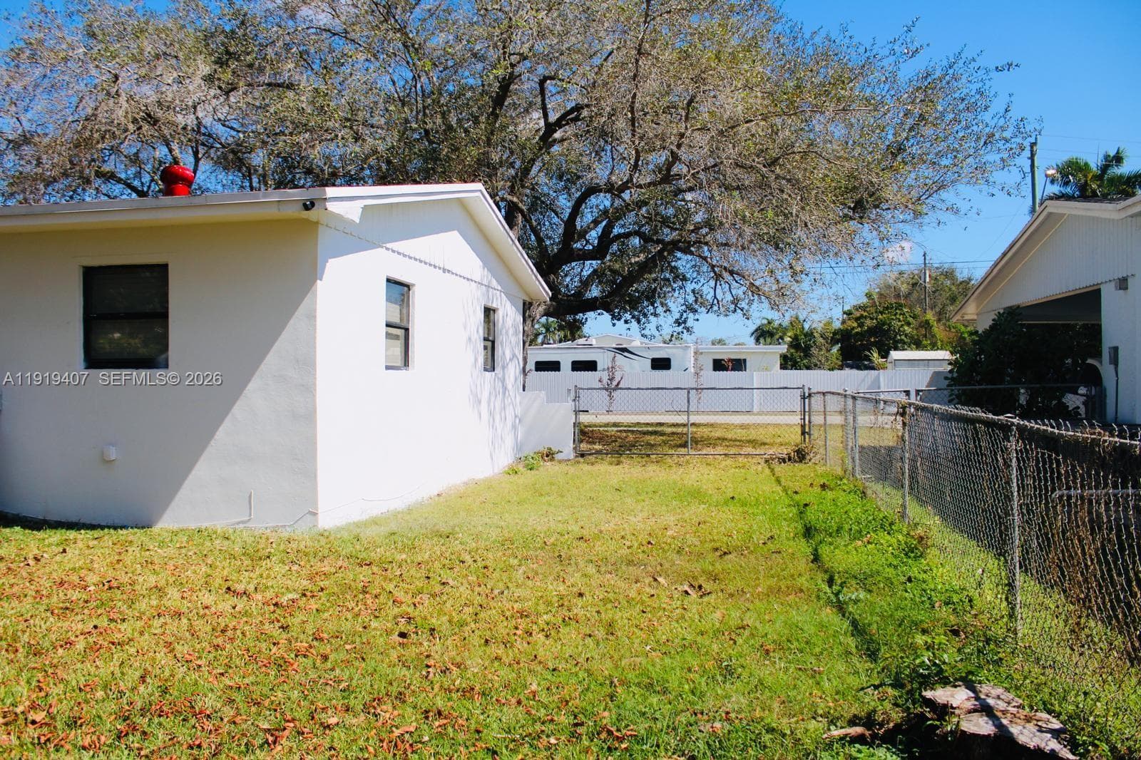 1562 NW 8th Ave, Homestead FL 33030 — 23