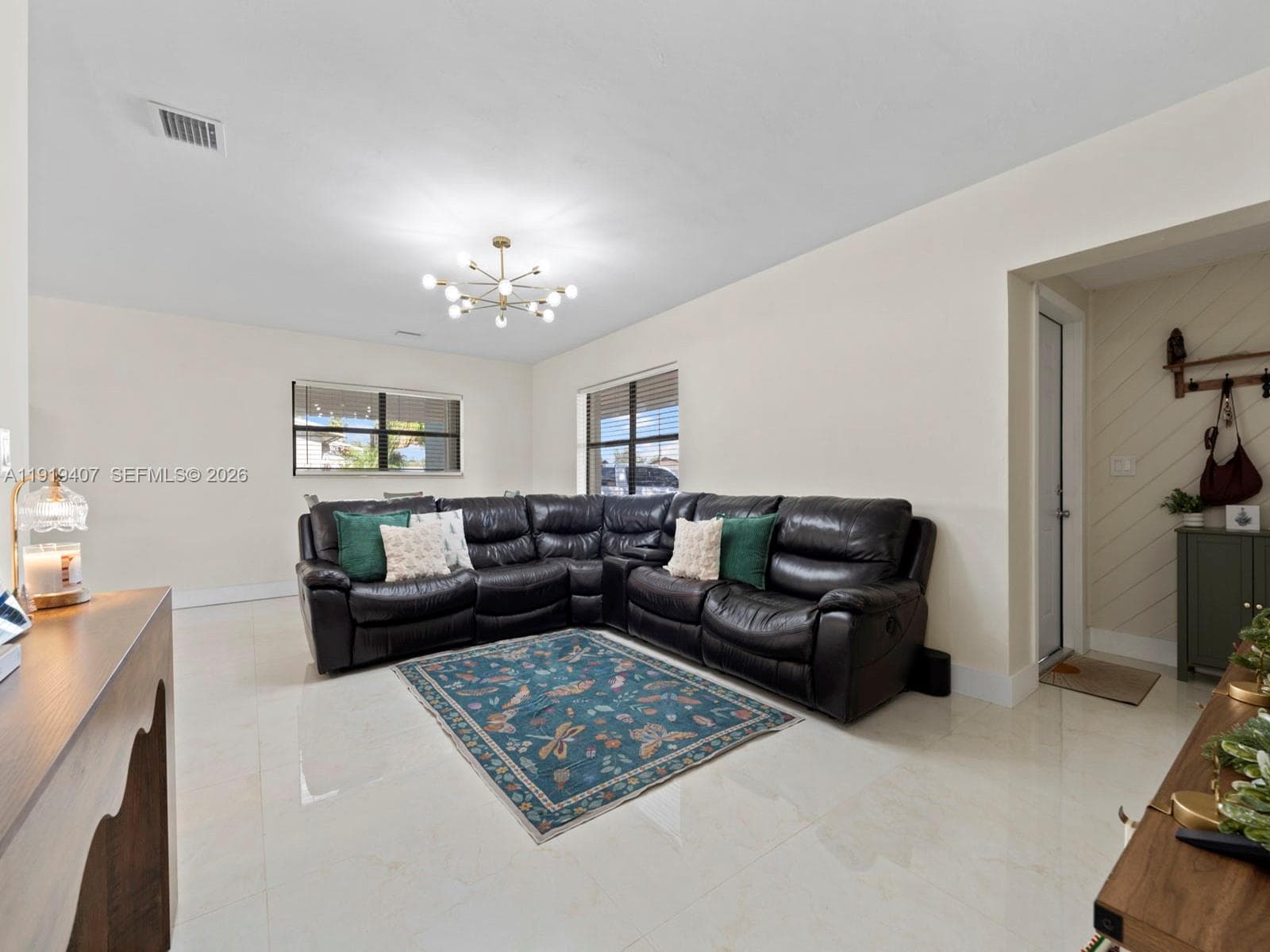 1562 NW 8th Ave, Homestead FL 33030 — 11