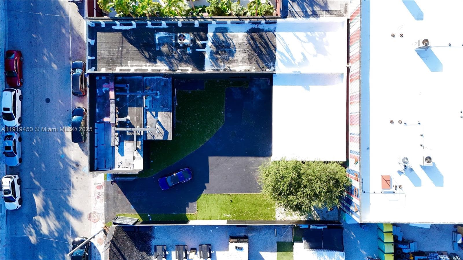 239 NW 26th St, Miami FL 33127 — 12