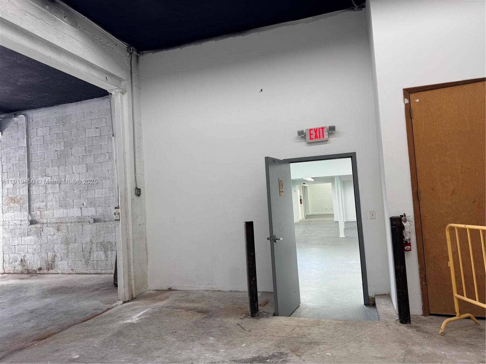 239 NW 26th St, Miami FL 33127 — 51