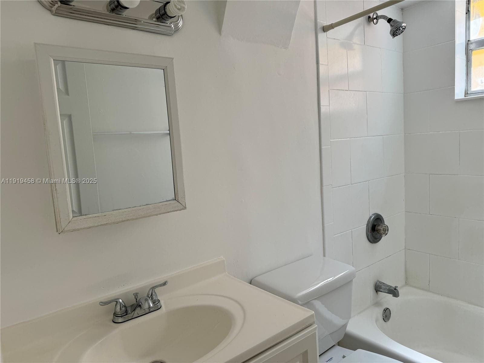 1851 NE 168th St # A2, North Miami Beach FL 33162 — 12