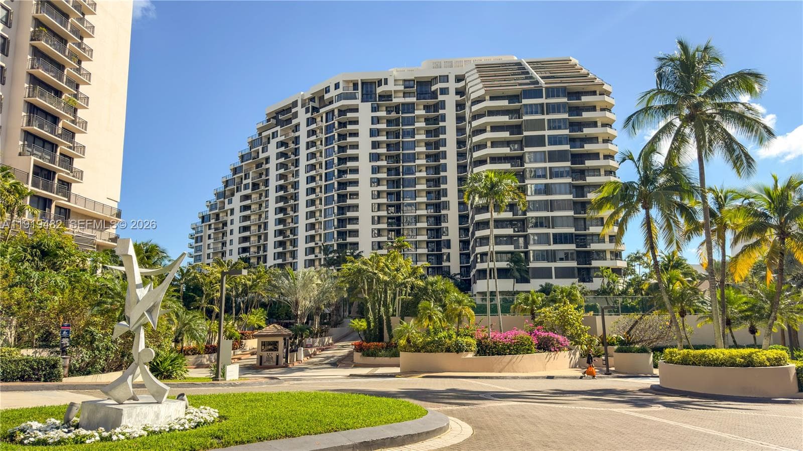 520 Brickell Key Dr # A1207, Miami FL 33131 — 33