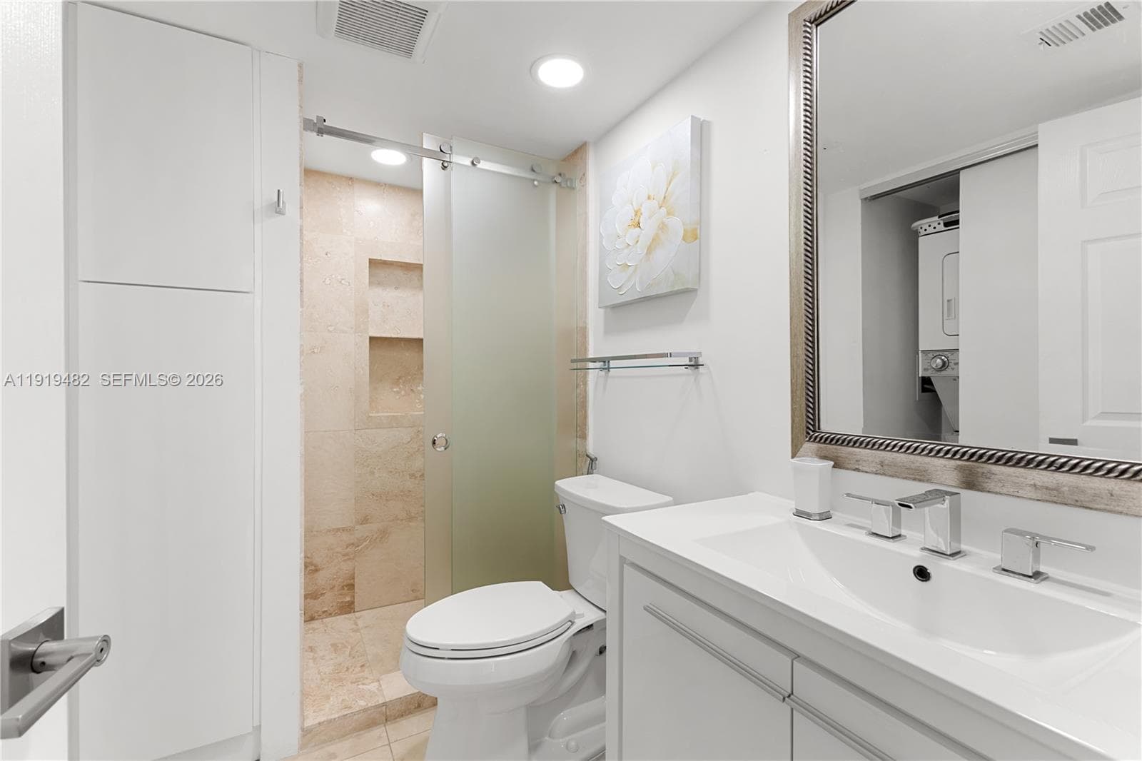 520 Brickell Key Dr # A1207, Miami FL 33131 — 25