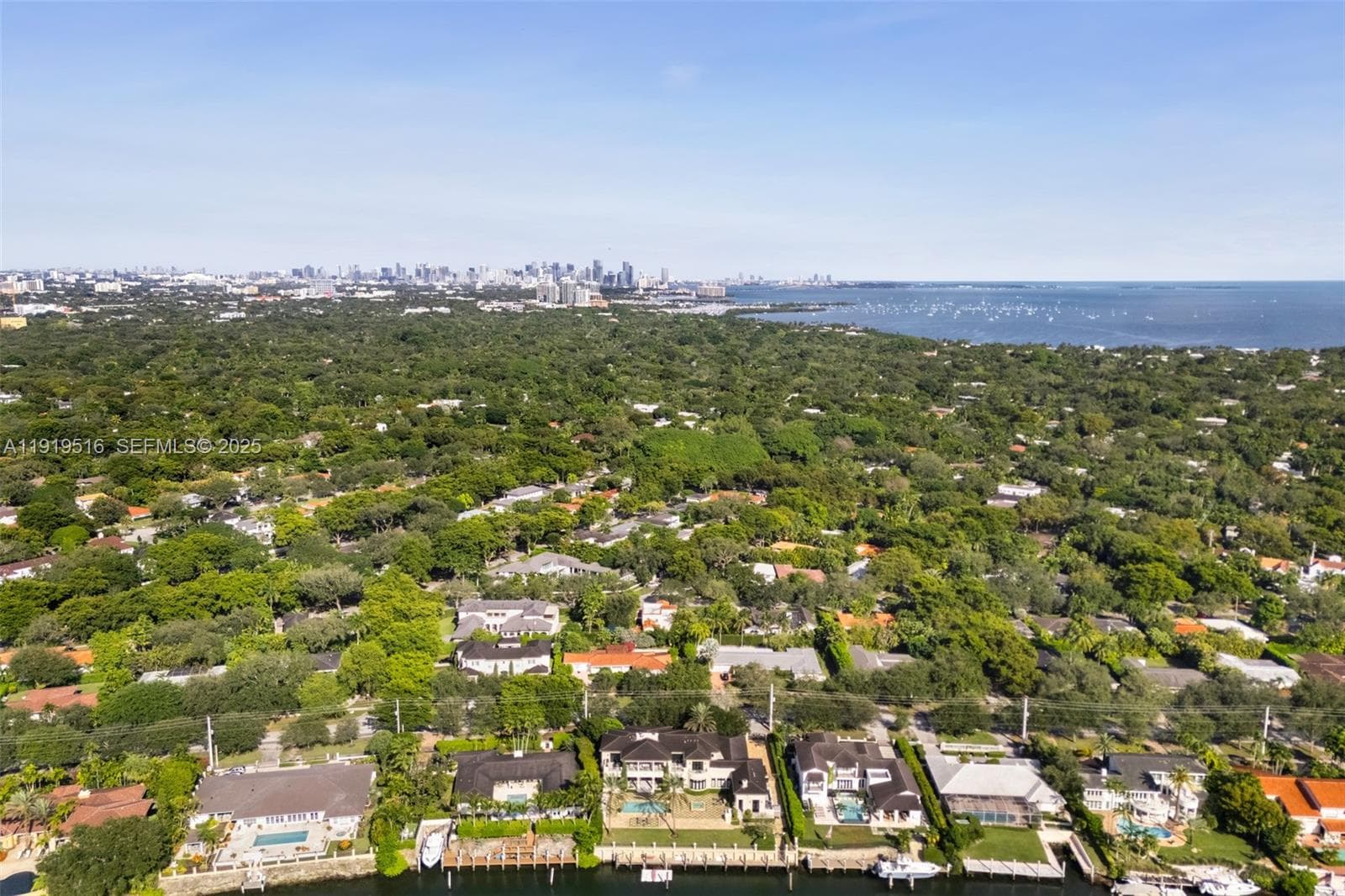 6520 San Vicente St, Coral Gables FL 33146 — 12
