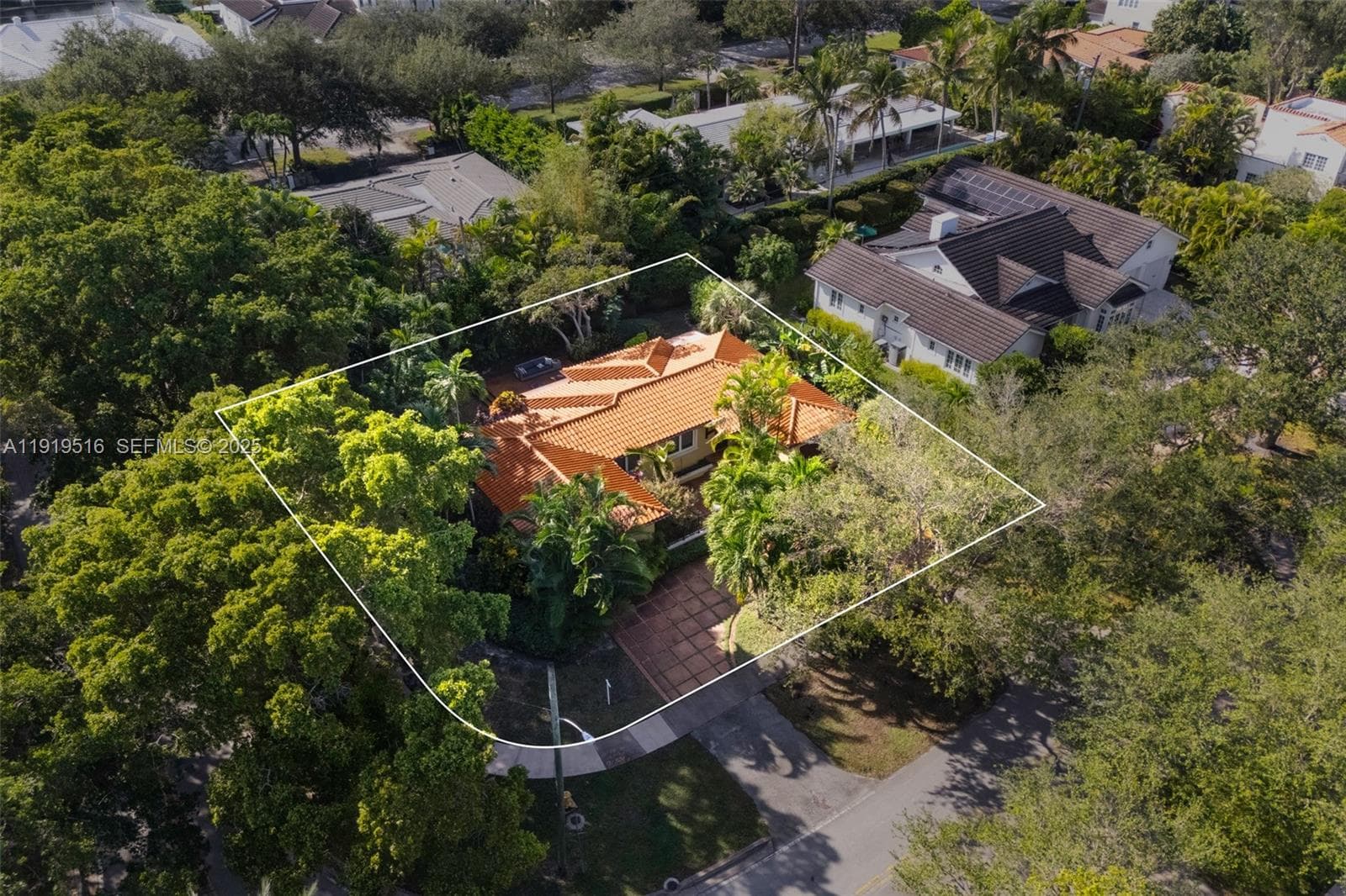 6520 San Vicente St, Coral Gables FL 33146 — 7