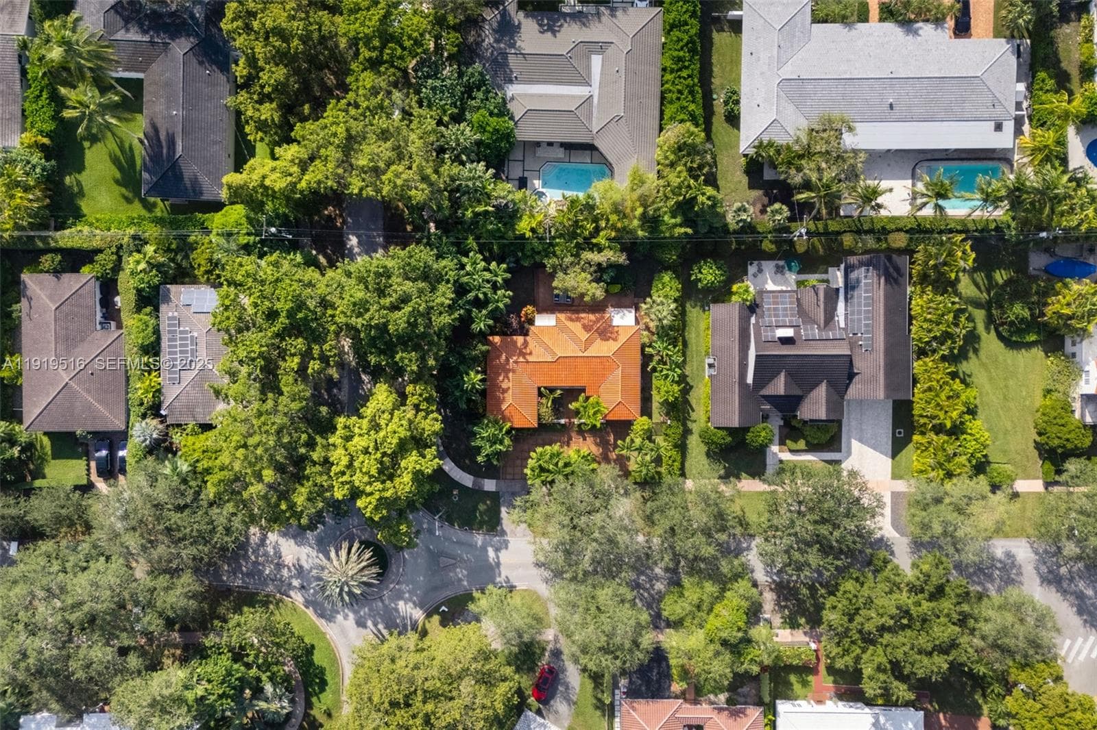 6520 San Vicente St, Coral Gables FL 33146 — 10