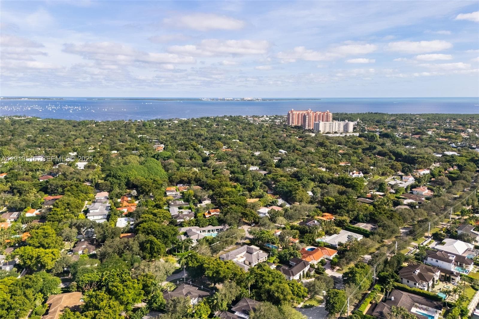 6520 San Vicente St, Coral Gables FL 33146 — 14