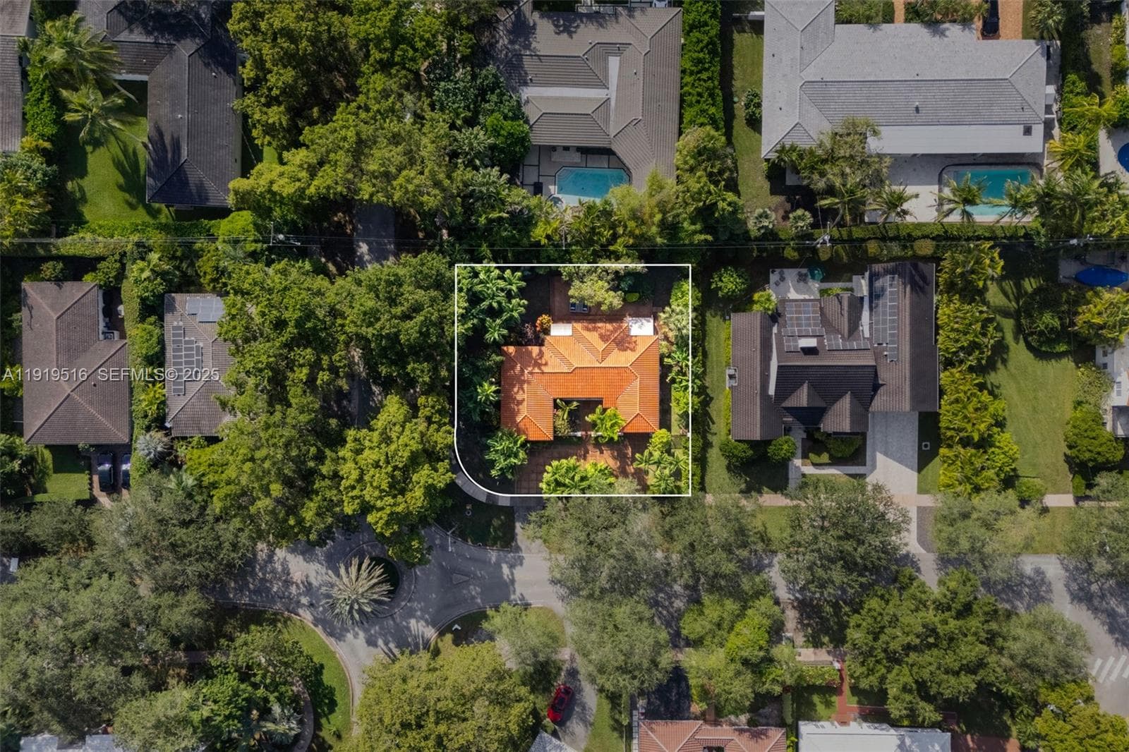 6520 San Vicente St, Coral Gables FL 33146 — 11
