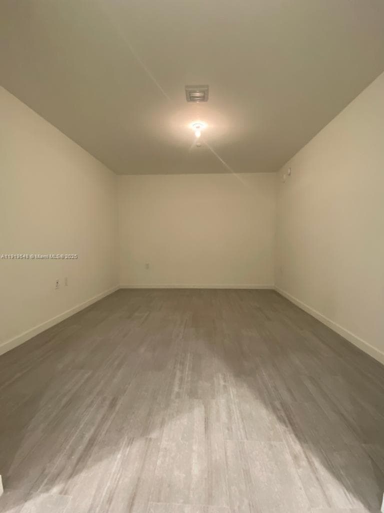 1000 Brickell Plz # 3207, Miami FL 33131 — 13