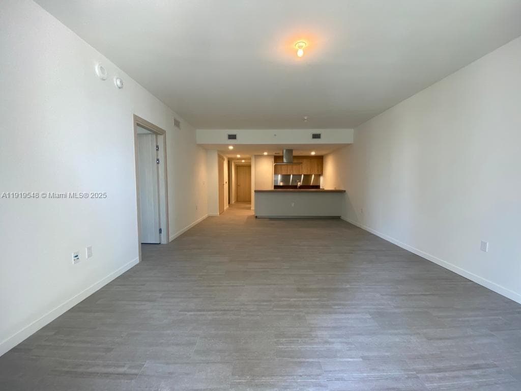 1000 Brickell Plz # 3207, Miami FL 33131 — 11