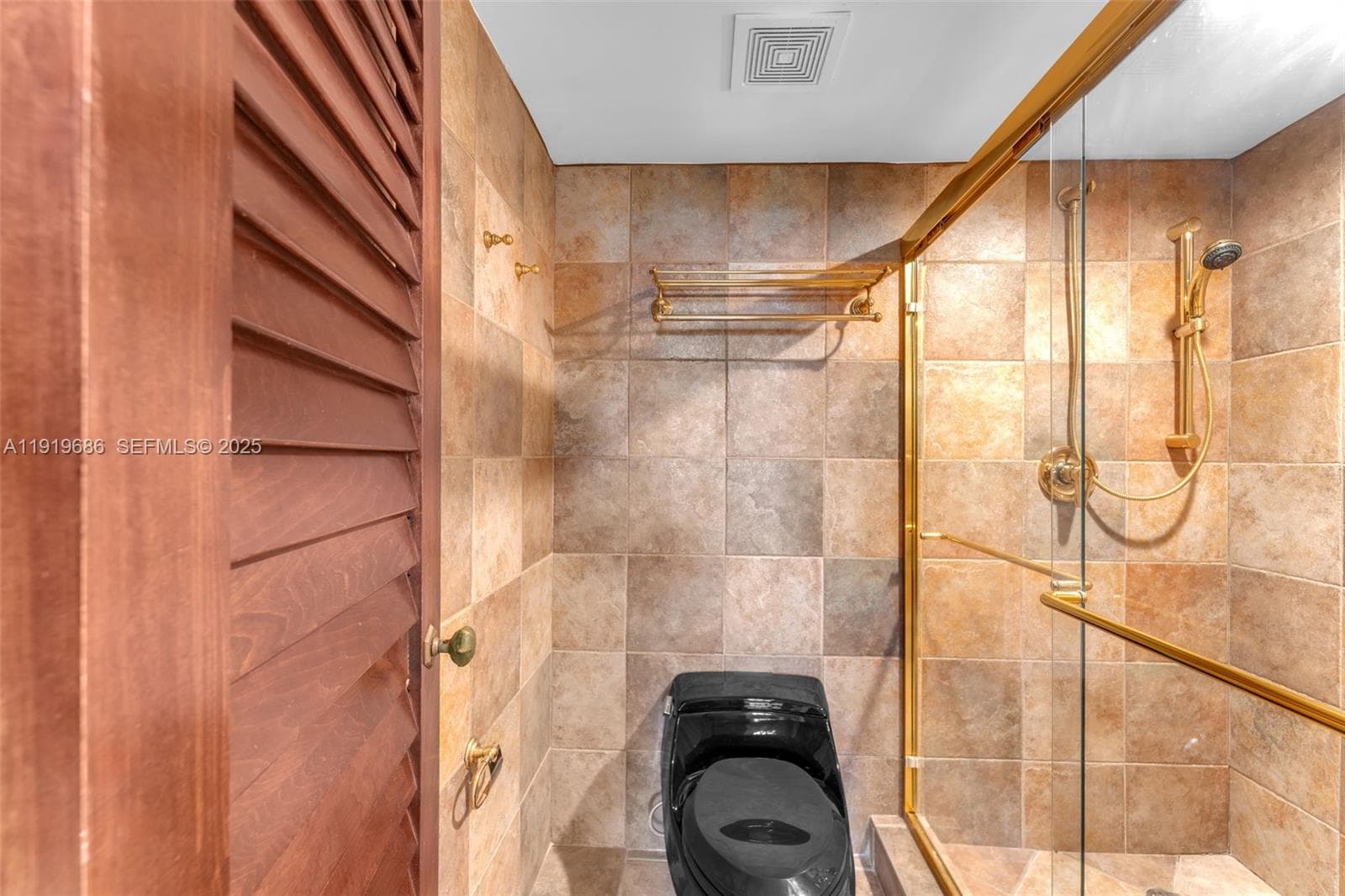 801 N Venetian Dr # 208, Miami Beach FL 33139 — 43