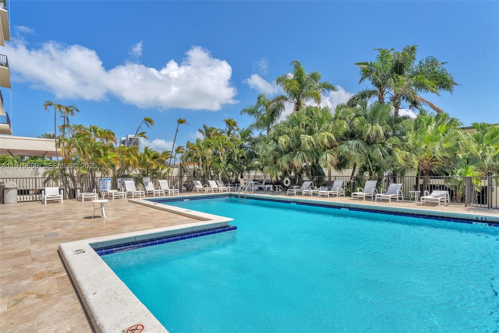 801 N Venetian Dr # 208, Miami Beach FL 33139 — 57