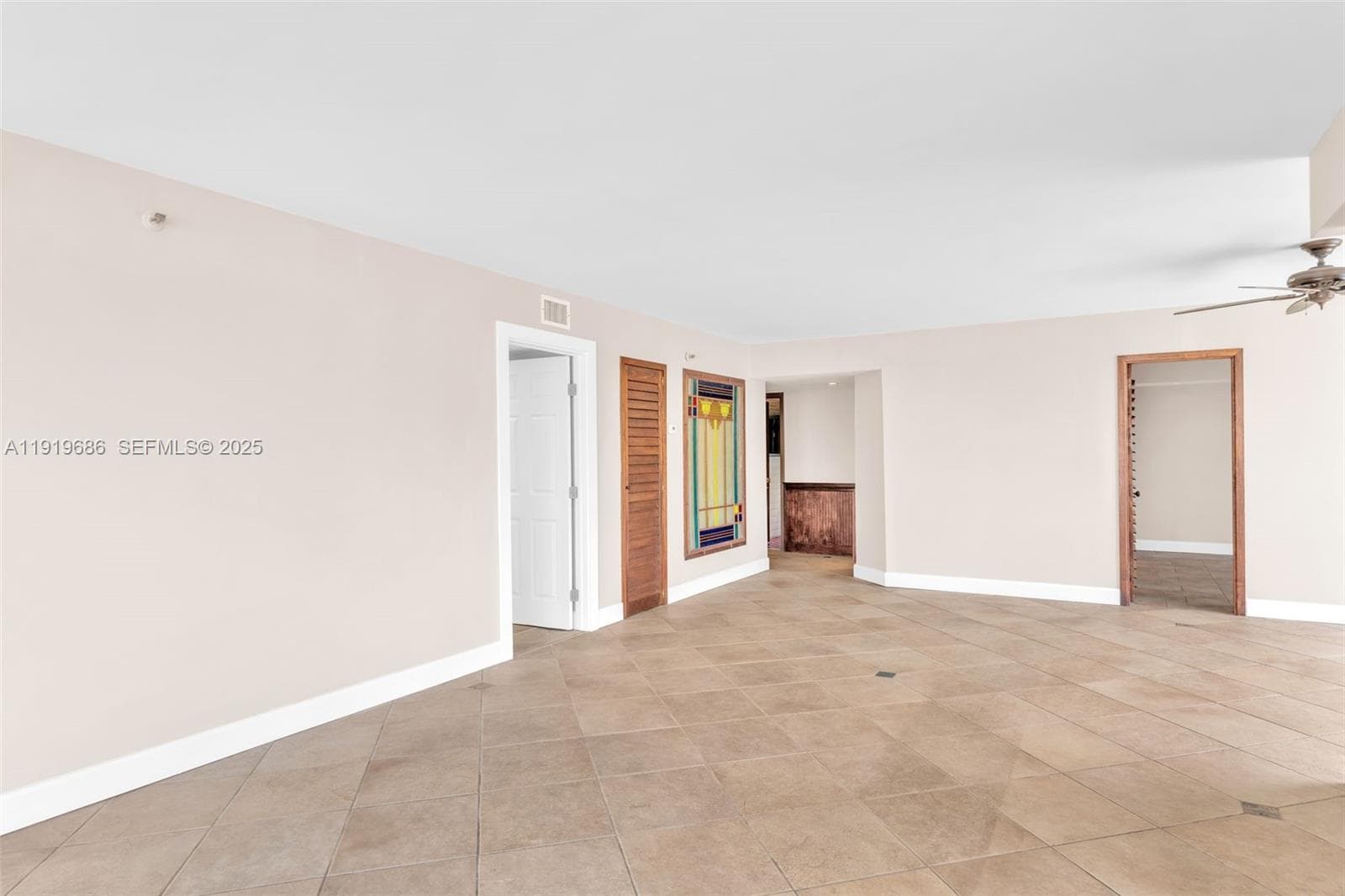 801 N Venetian Dr # 208, Miami Beach FL 33139 — 22