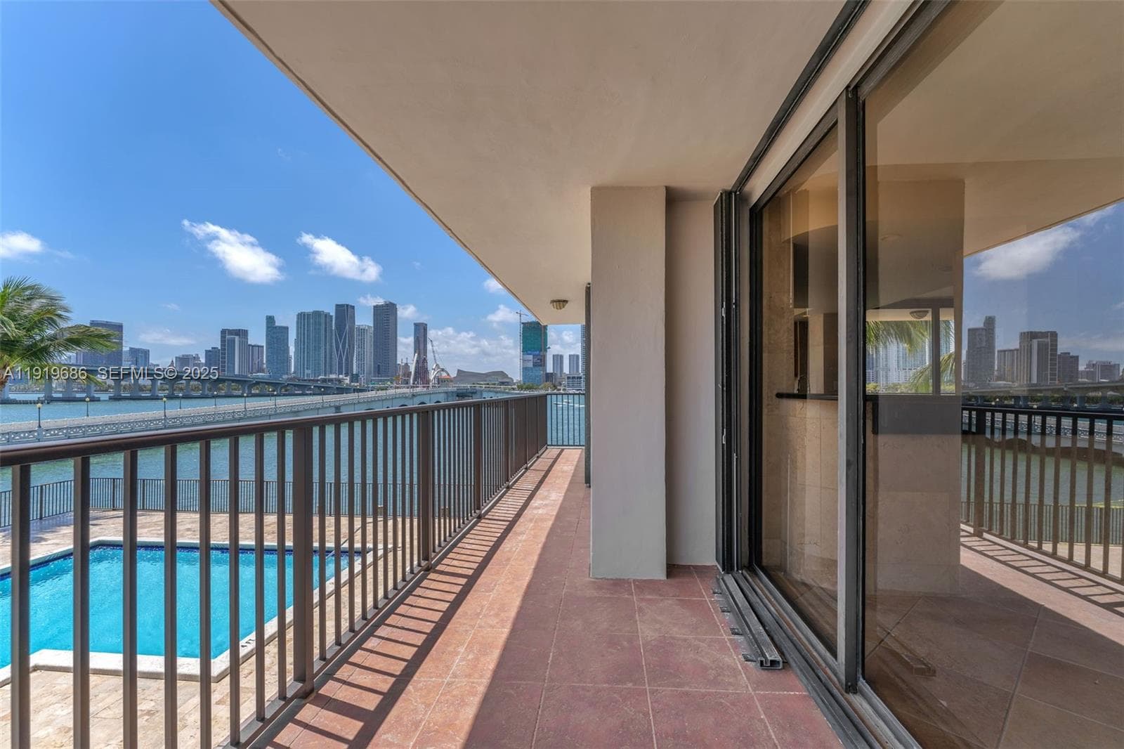 801 N Venetian Dr # 208, Miami Beach FL 33139 — 45