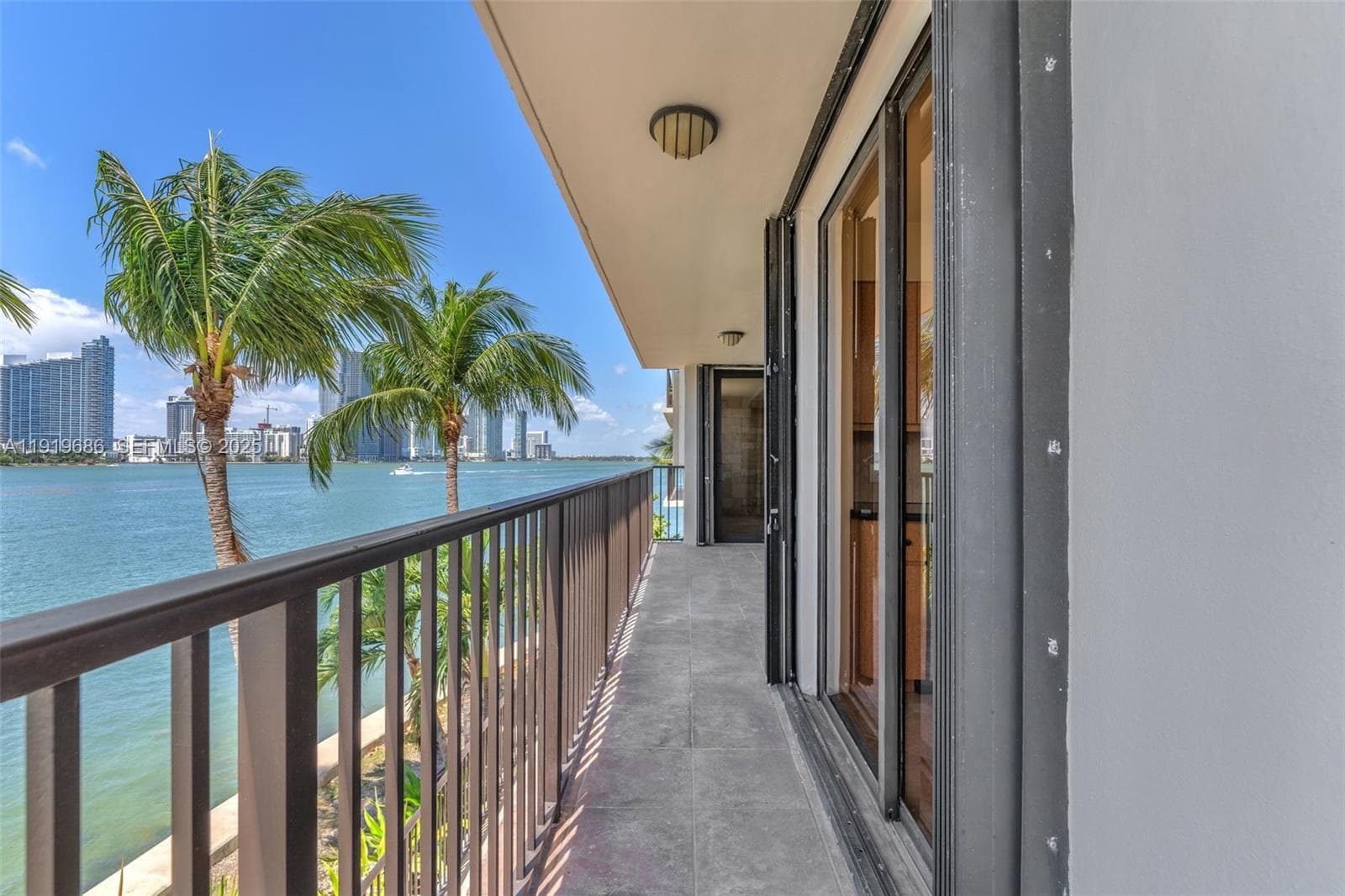 801 N Venetian Dr # 208, Miami Beach FL 33139 — 48