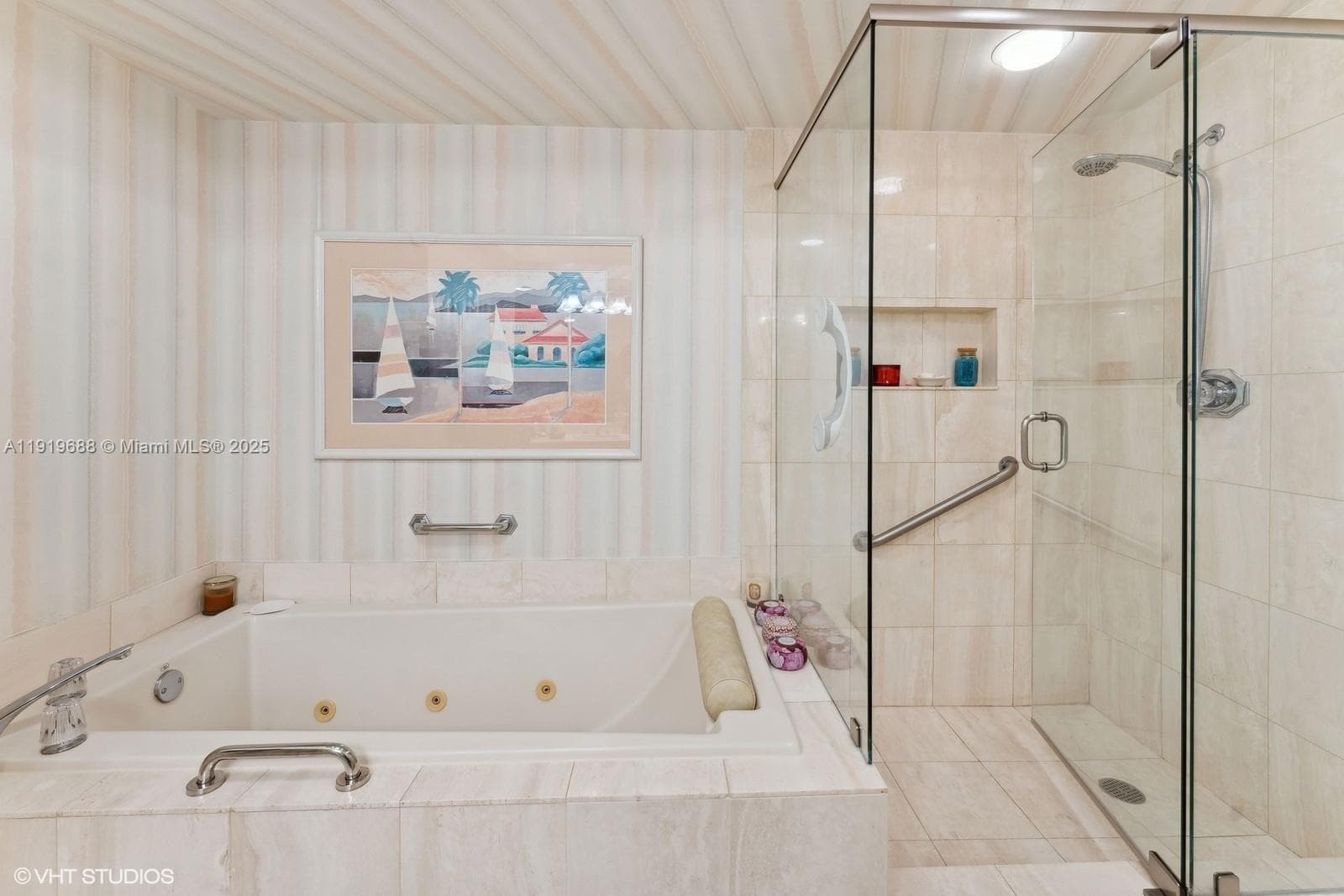 1000 W Island Blvd # 2911, Aventura FL 33160 — 46