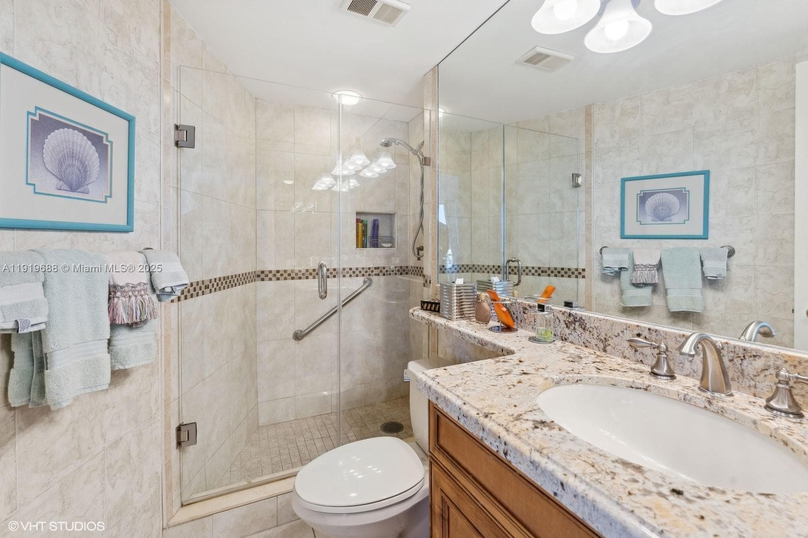 1000 W Island Blvd # 2911, Aventura FL 33160 — 47
