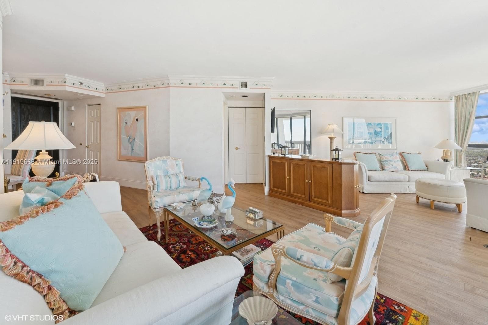 1000 W Island Blvd # 2911, Aventura FL 33160 — 38