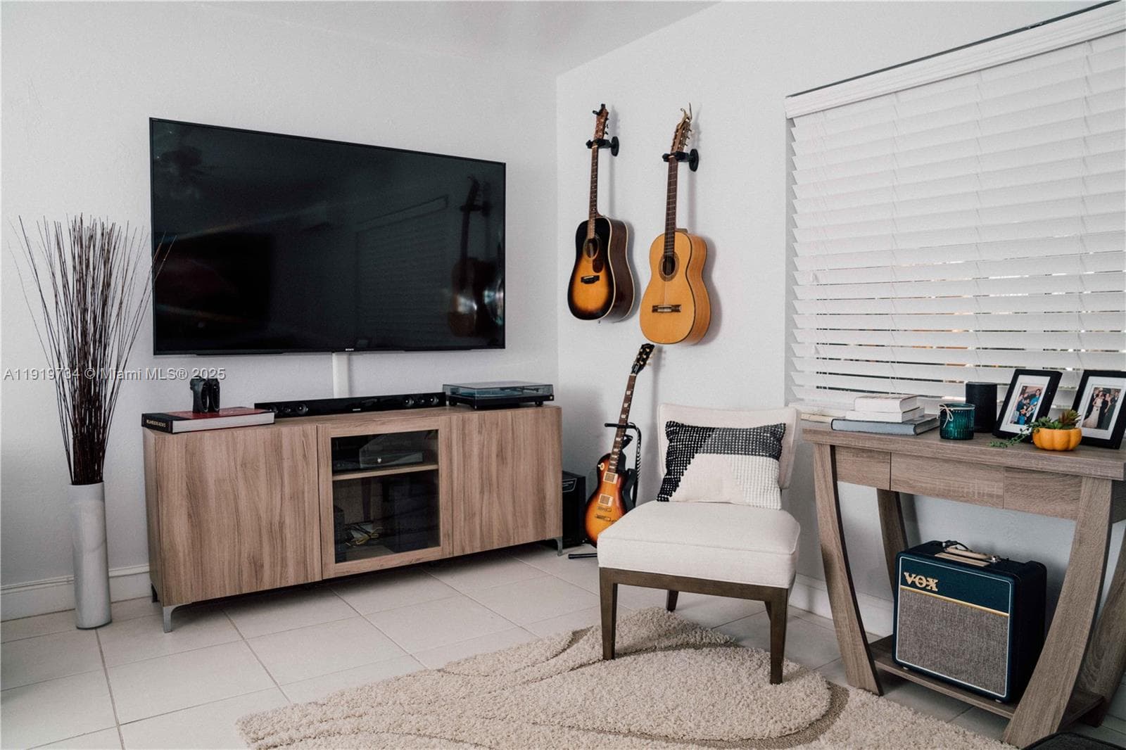 7901 SW 64th Ave # 6, South Miami FL 33143 — 1