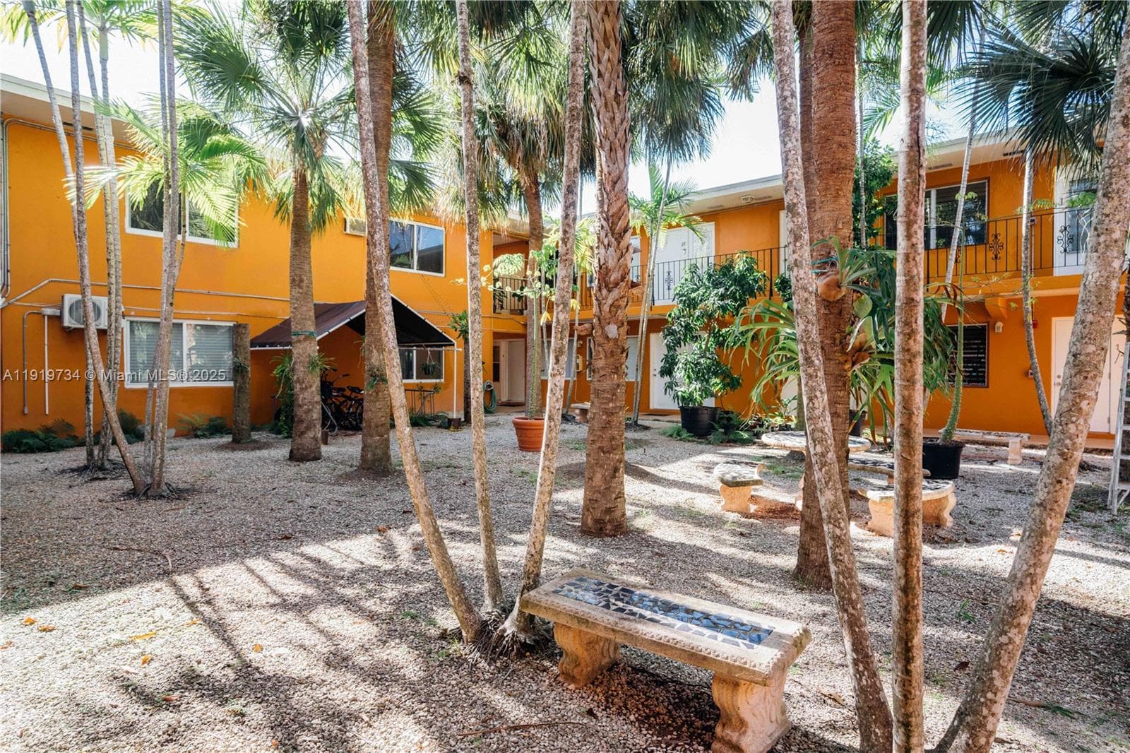 7901 SW 64th Ave # 6, South Miami FL 33143 — 24