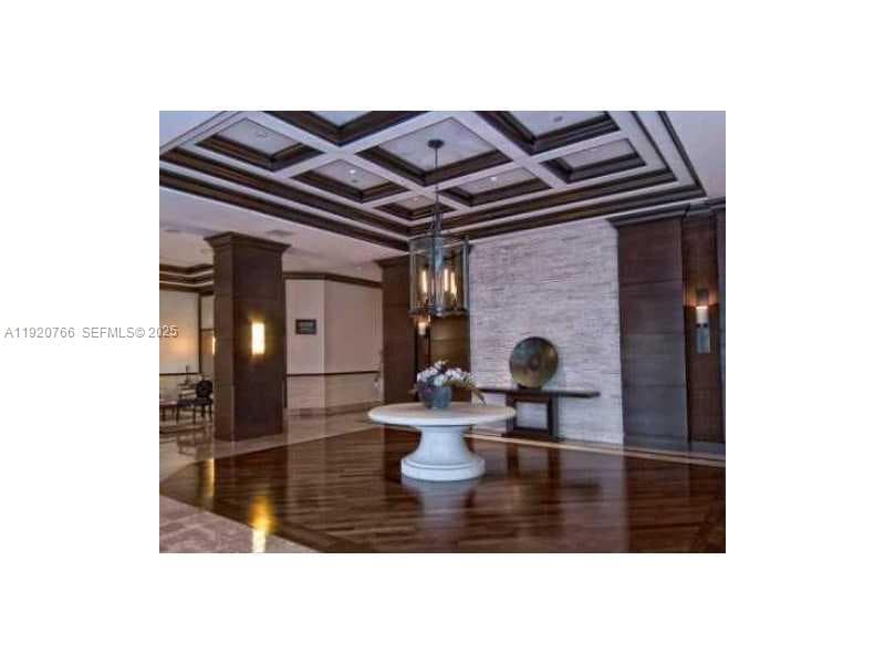 3600 Yacht Club Dr # 1204, Aventura FL 33180 — 2