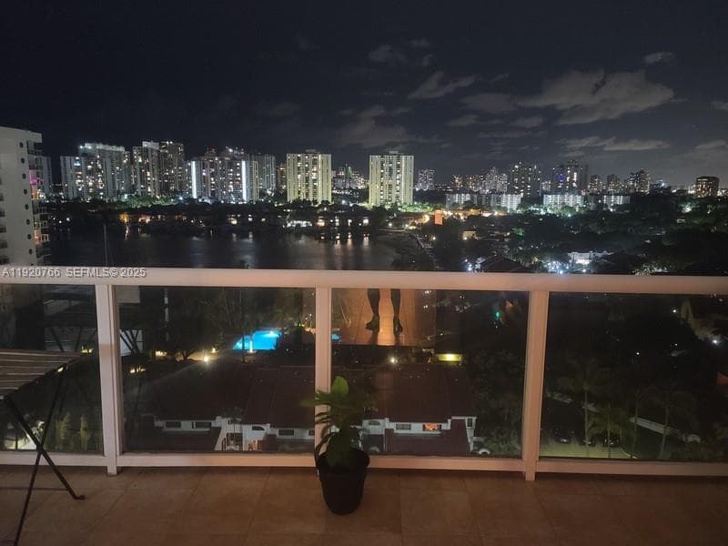 3600 Yacht Club Dr # 1204, Aventura FL 33180 — 19