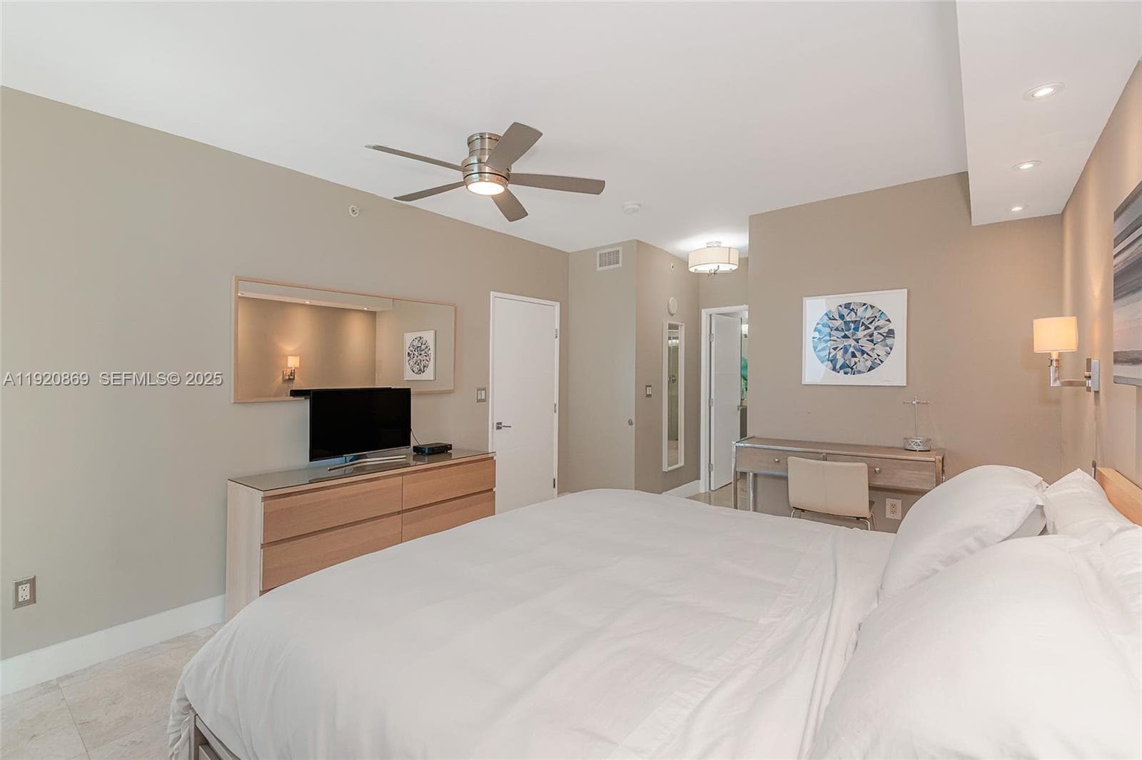 17555 E Atlantic Blvd # 1005, Sunny Isles Beach FL 33160 — 32